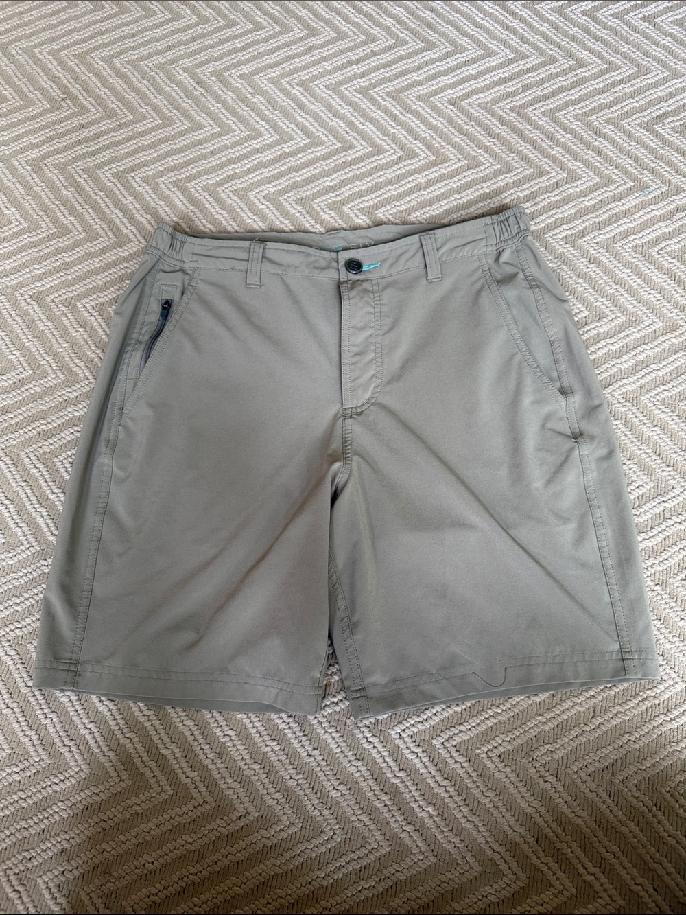 Free Fly size M shorts